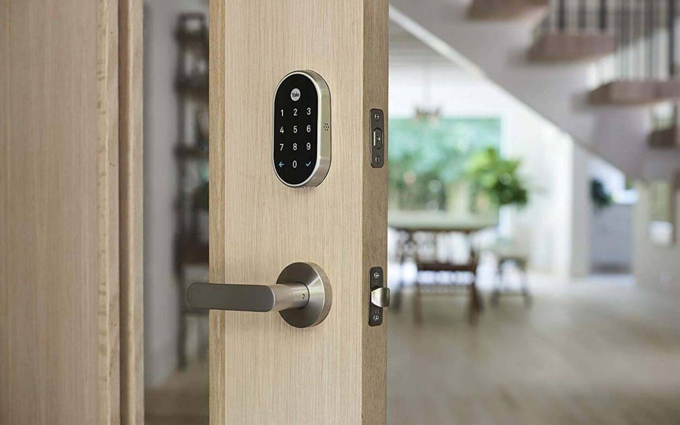 smart home lock on door opening
